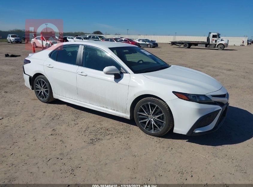 تويوتا كامري